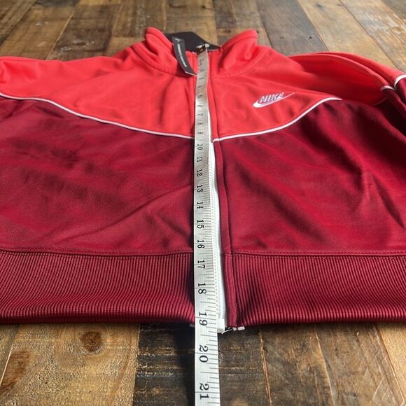 Women’s Nike Size M zip up trainer’s jacket - Picture 5 of 7